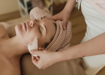 Terapia Gua Sha Facial